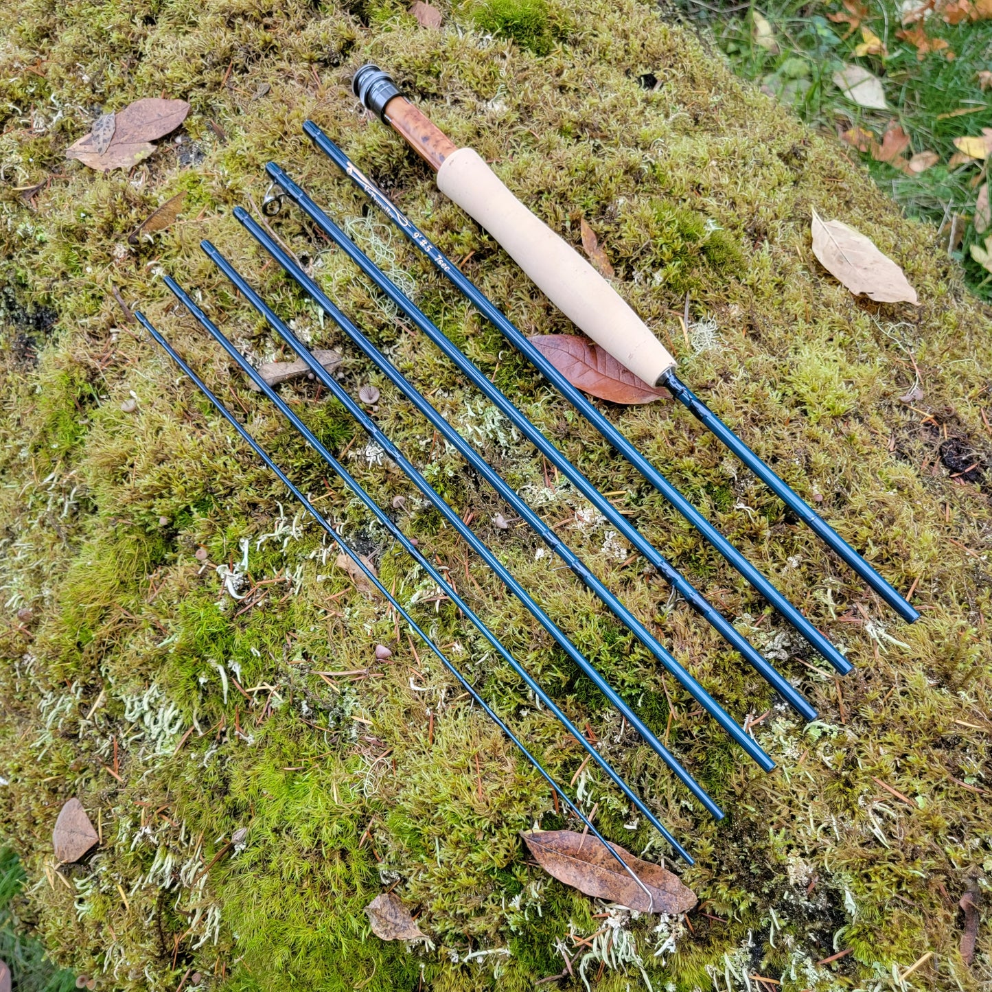 Golden Tippet - Carbon Fly Rod | V-Traveller Series | 9 foot | 5 weight | 7 section