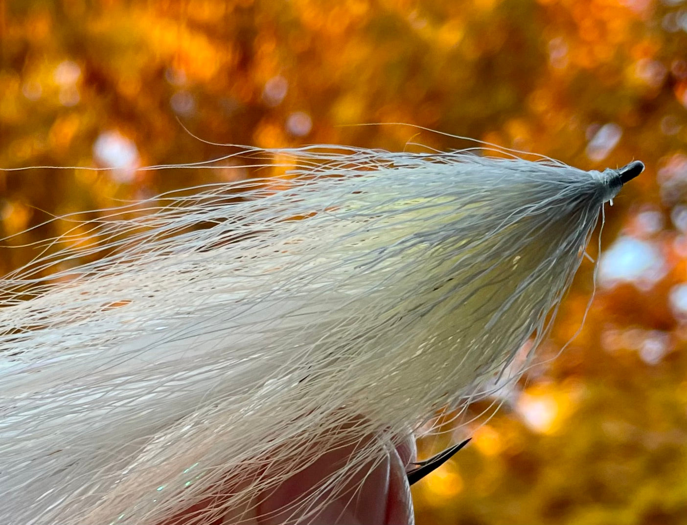 Bucktail Deceiver - White body with white head